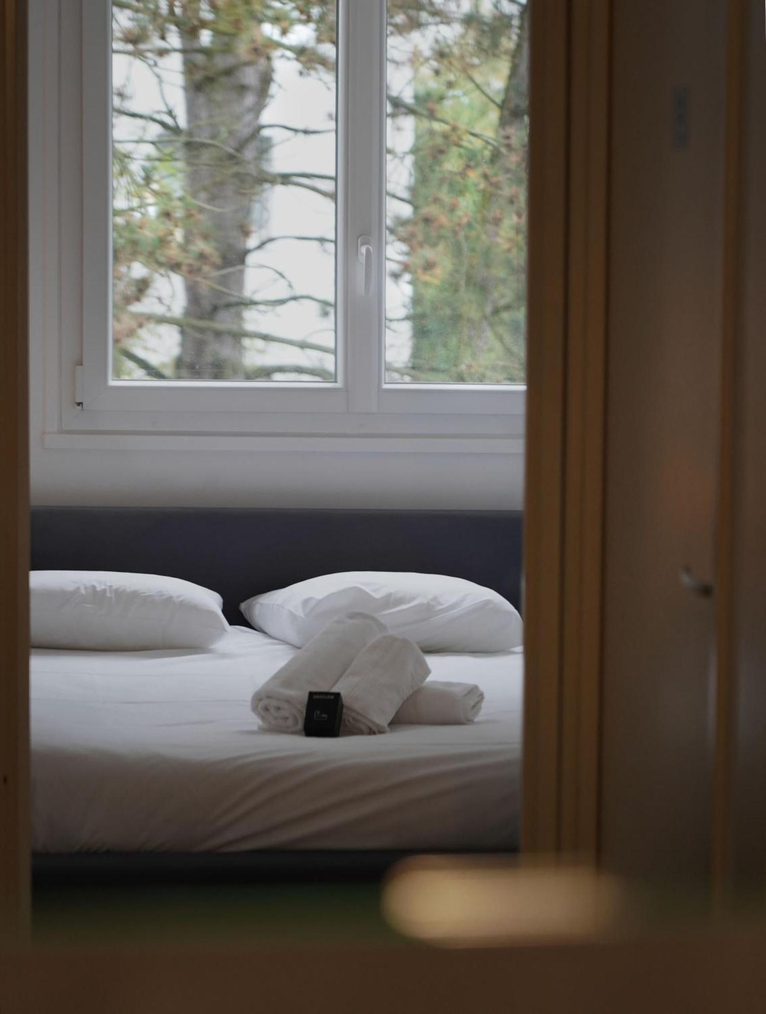 Apartament Le Beau Hugo Mainvilliers  Zewnętrze zdjęcie